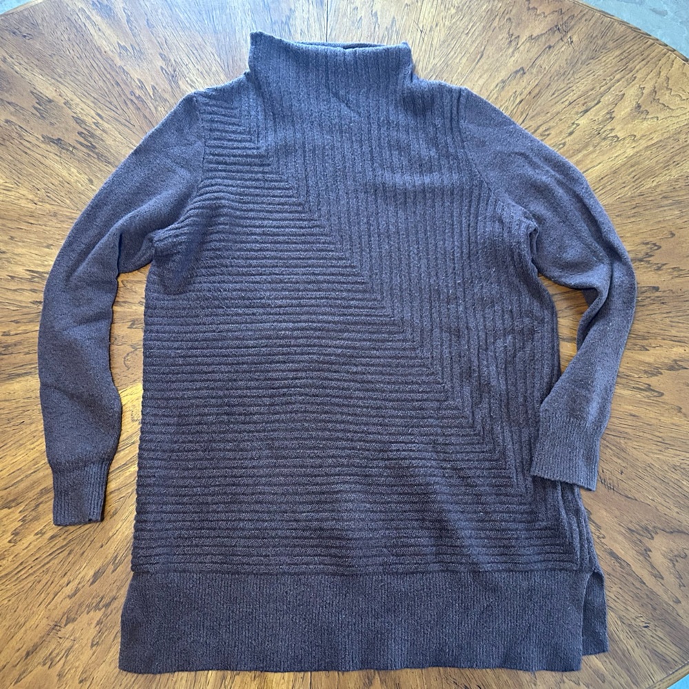 Reitmans Brown Knit Sweater